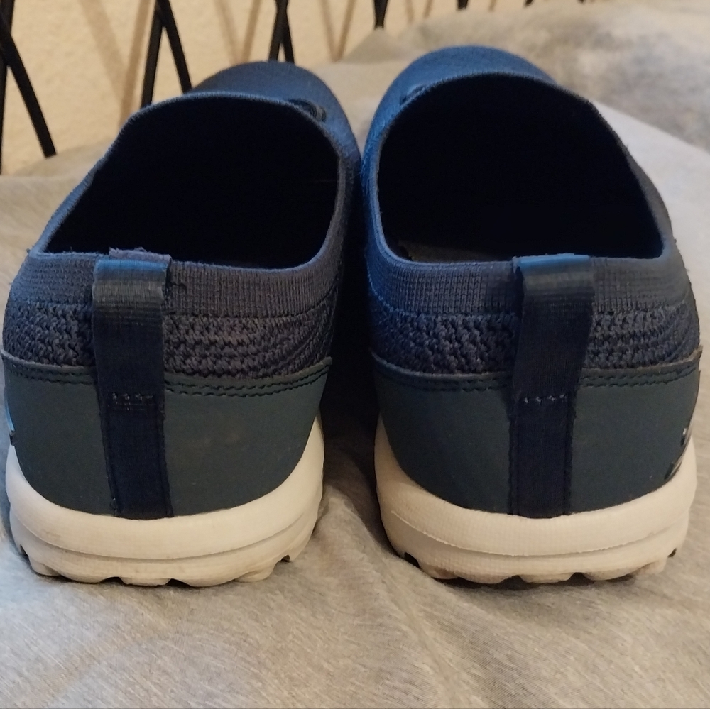 Skechers GOwalk Navy Knit Slip-On Sneakers Size 9 WIDE - Picture 6 of 9